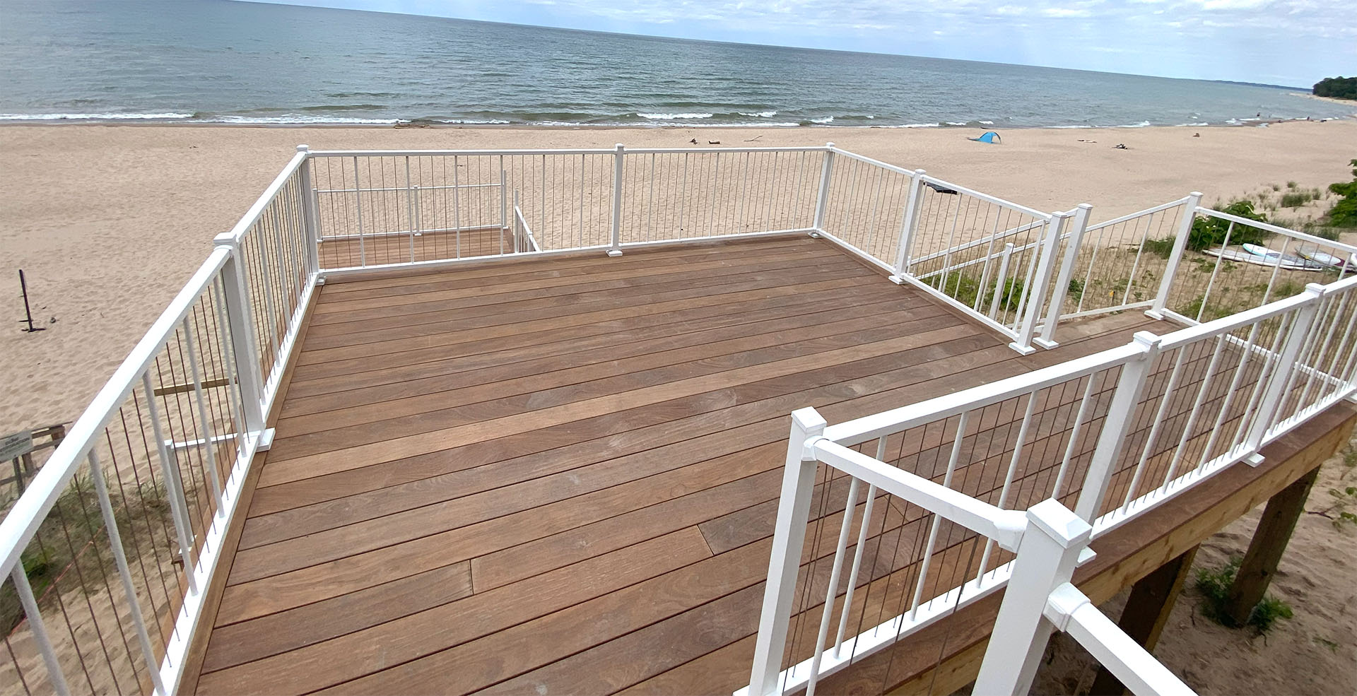 West Michigan Wood Deck Builders
