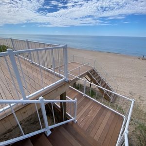 19 Composite Stair Builders